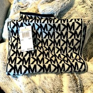 Michael Kors logo scarf